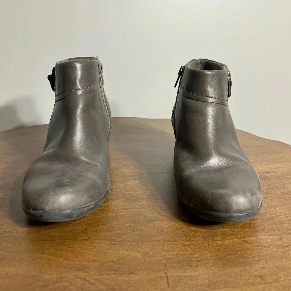 Clark's Ingalls Thames Grey Leather Ankle Boot Size‎ 8.5